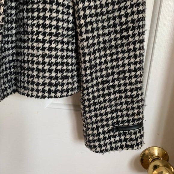 Houndstooth Jacket - Picture 2 of 6